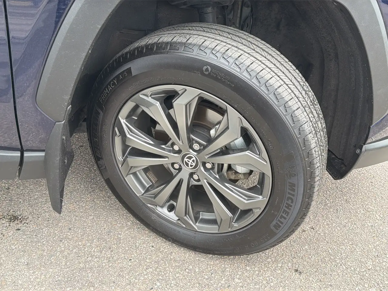 Toyota RAV 4 photo Toyota RAV 4