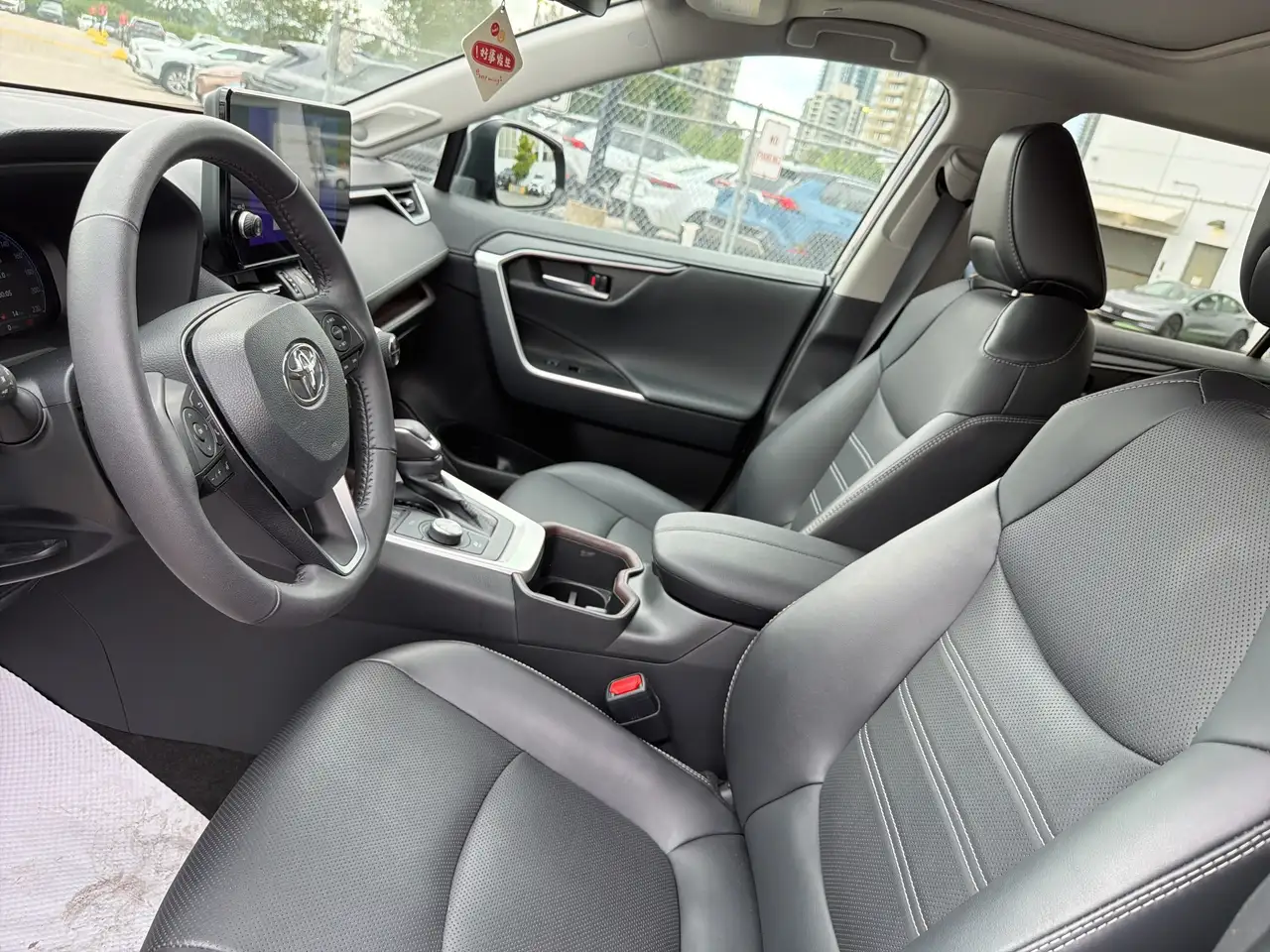 Toyota RAV 4 photo Toyota RAV 4