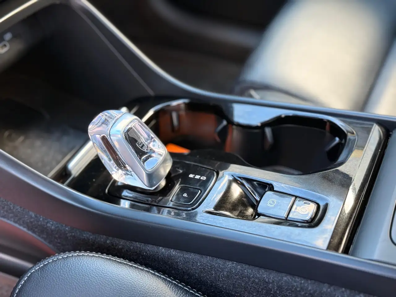 Volvo XC40 снимка Volvo XC40