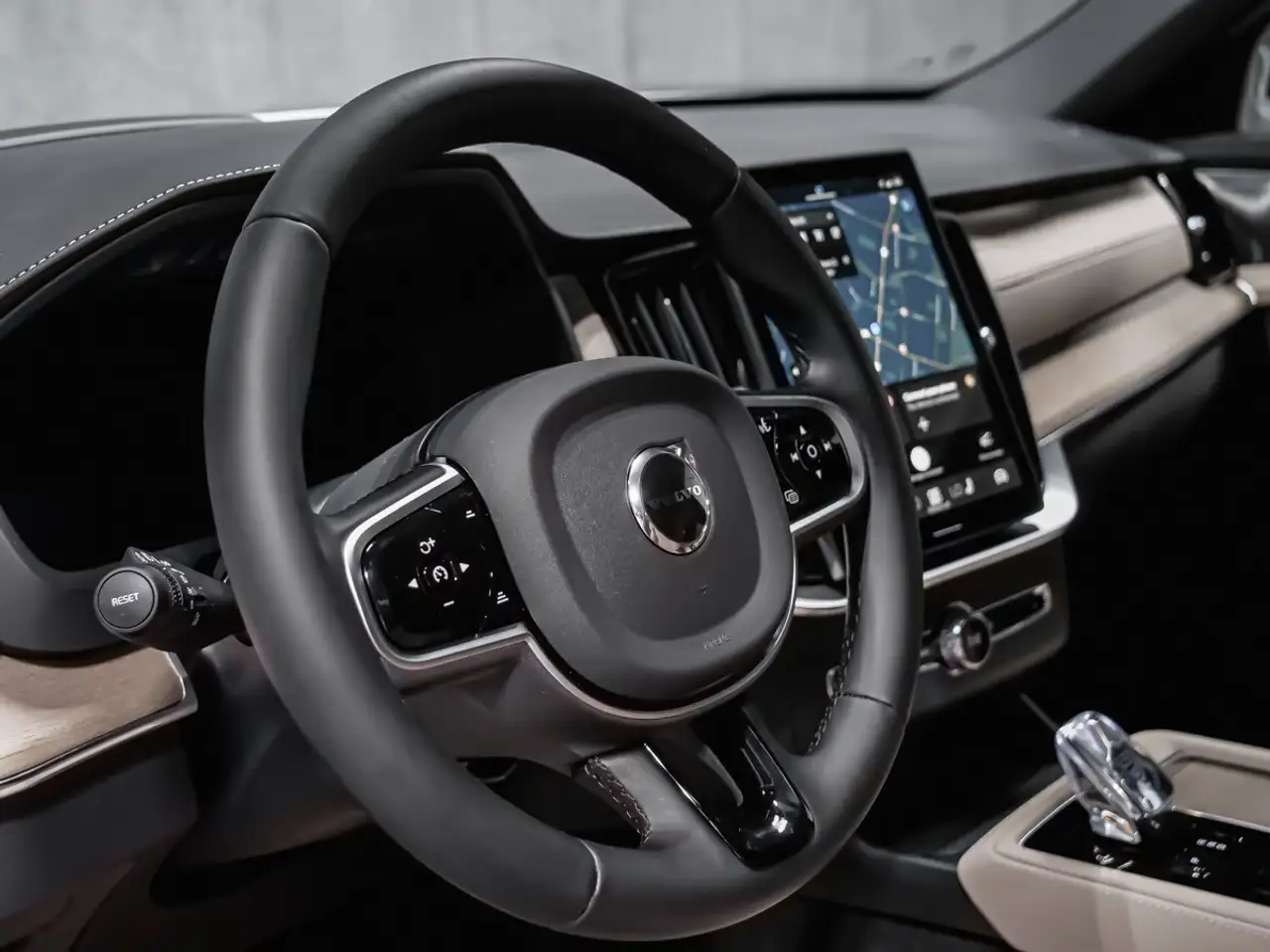 Volvo XC90 photo Volvo XC90