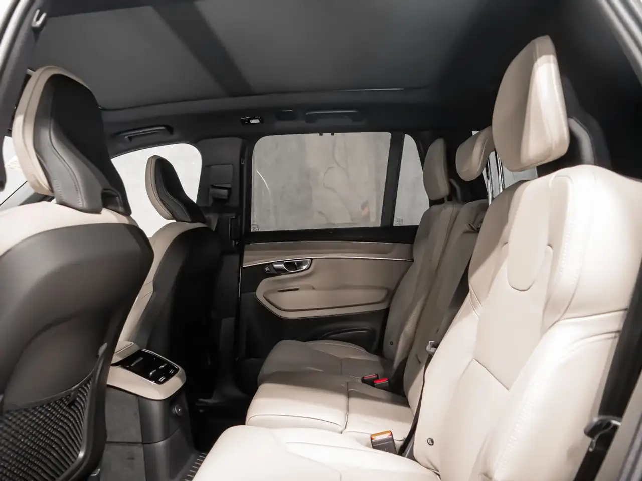 Volvo XC90 photo Volvo XC90