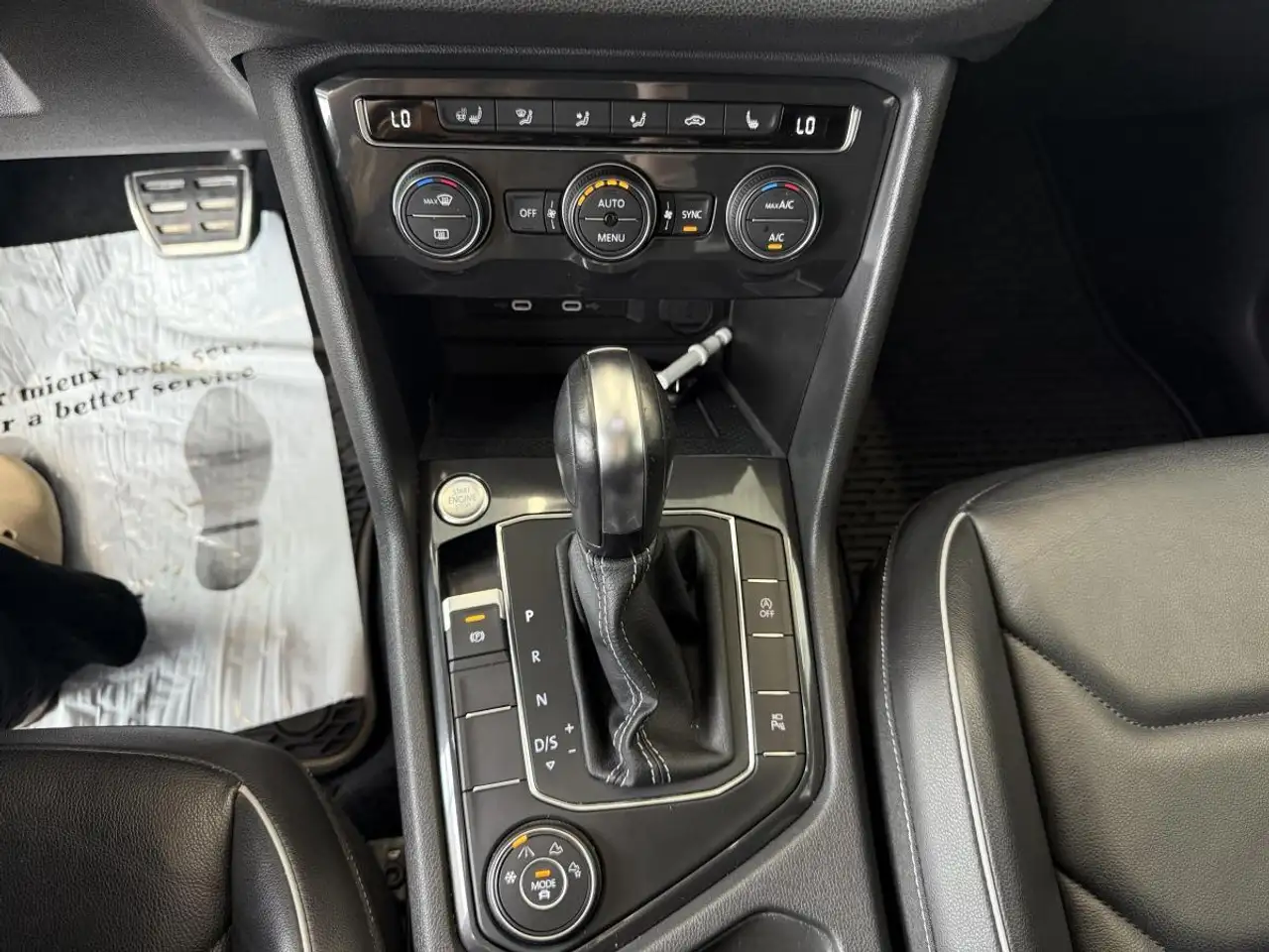 Volkswagen Tiguan снимка Volkswagen Tiguan