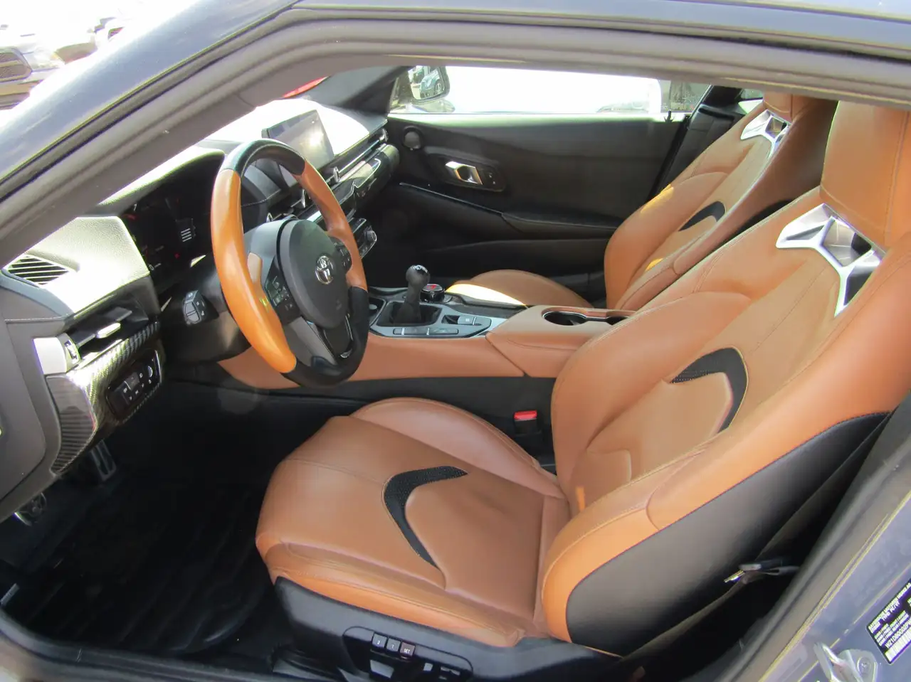 Toyota GR Supra снимка Toyota GR Supra