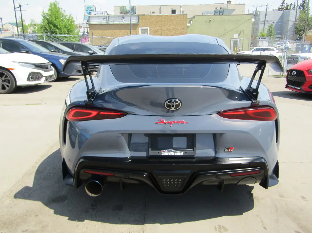 Toyota GR Supra снимка Toyota GR Supra