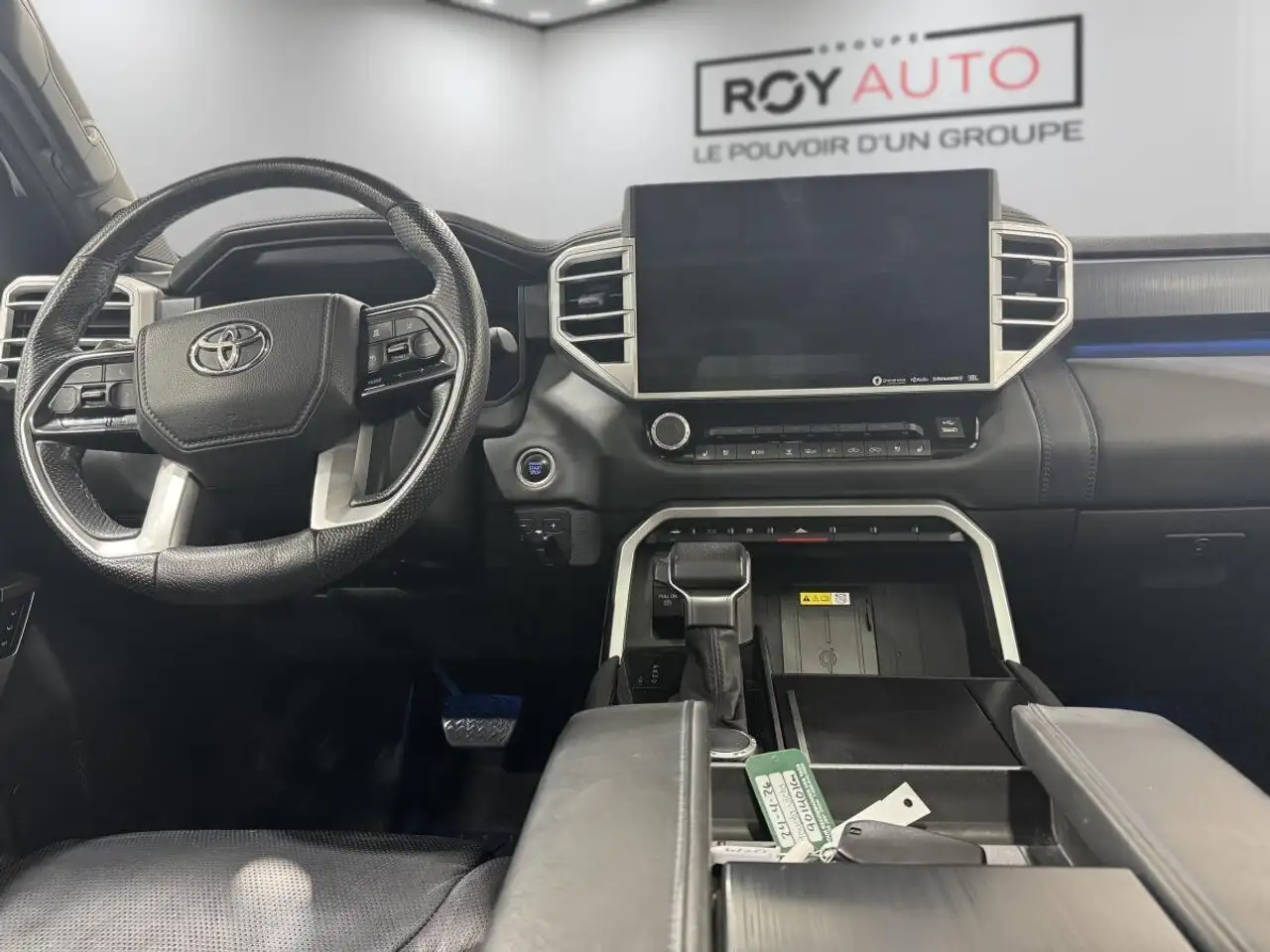 Toyota Tundra снимка Toyota Tundra