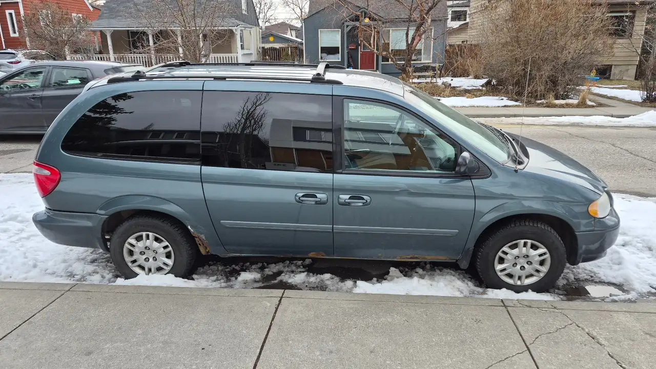 Dodge Grand Caravan снимка Dodge Grand Caravan