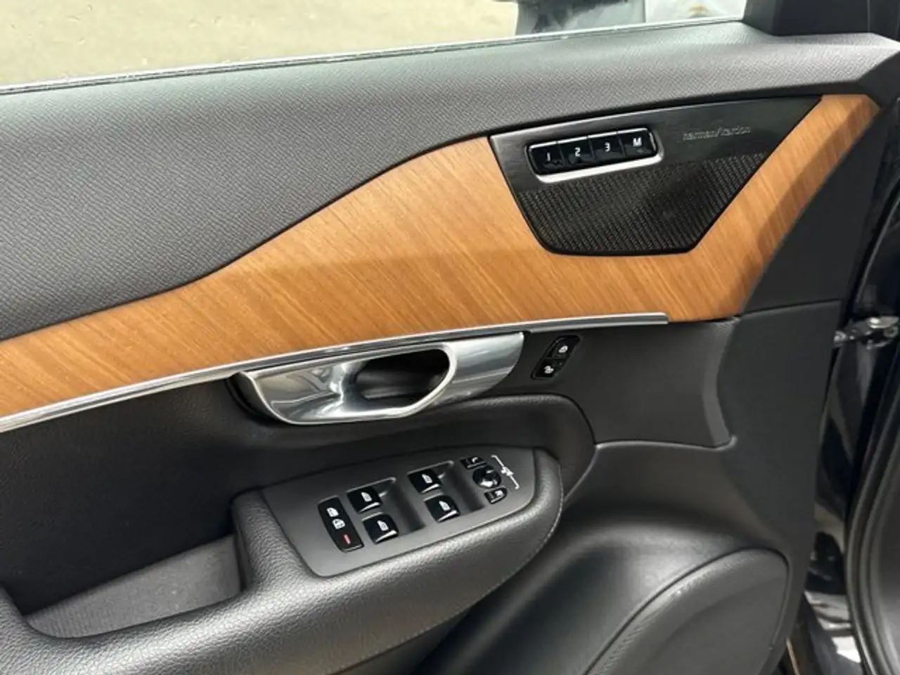 Volvo XC90 снимка Volvo XC90