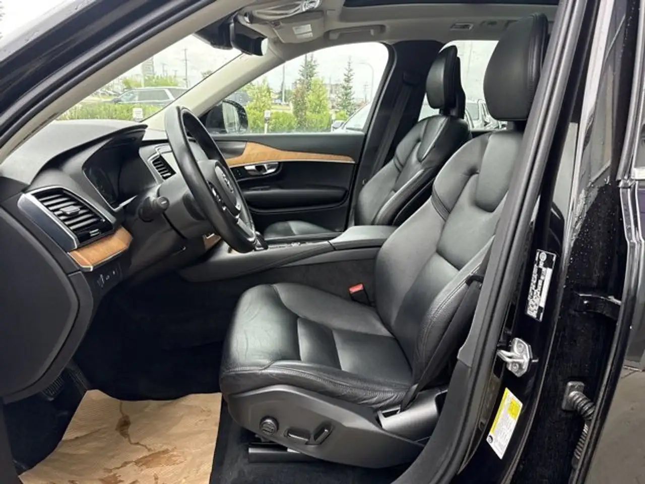 Volvo XC90 снимка Volvo XC90