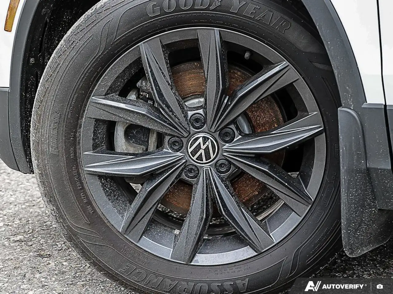 Volkswagen Tiguan снимка Volkswagen Tiguan
