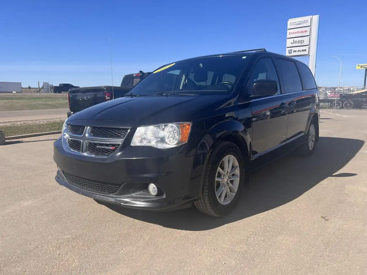 Dodge Grand Caravan снимка Dodge Grand Caravan