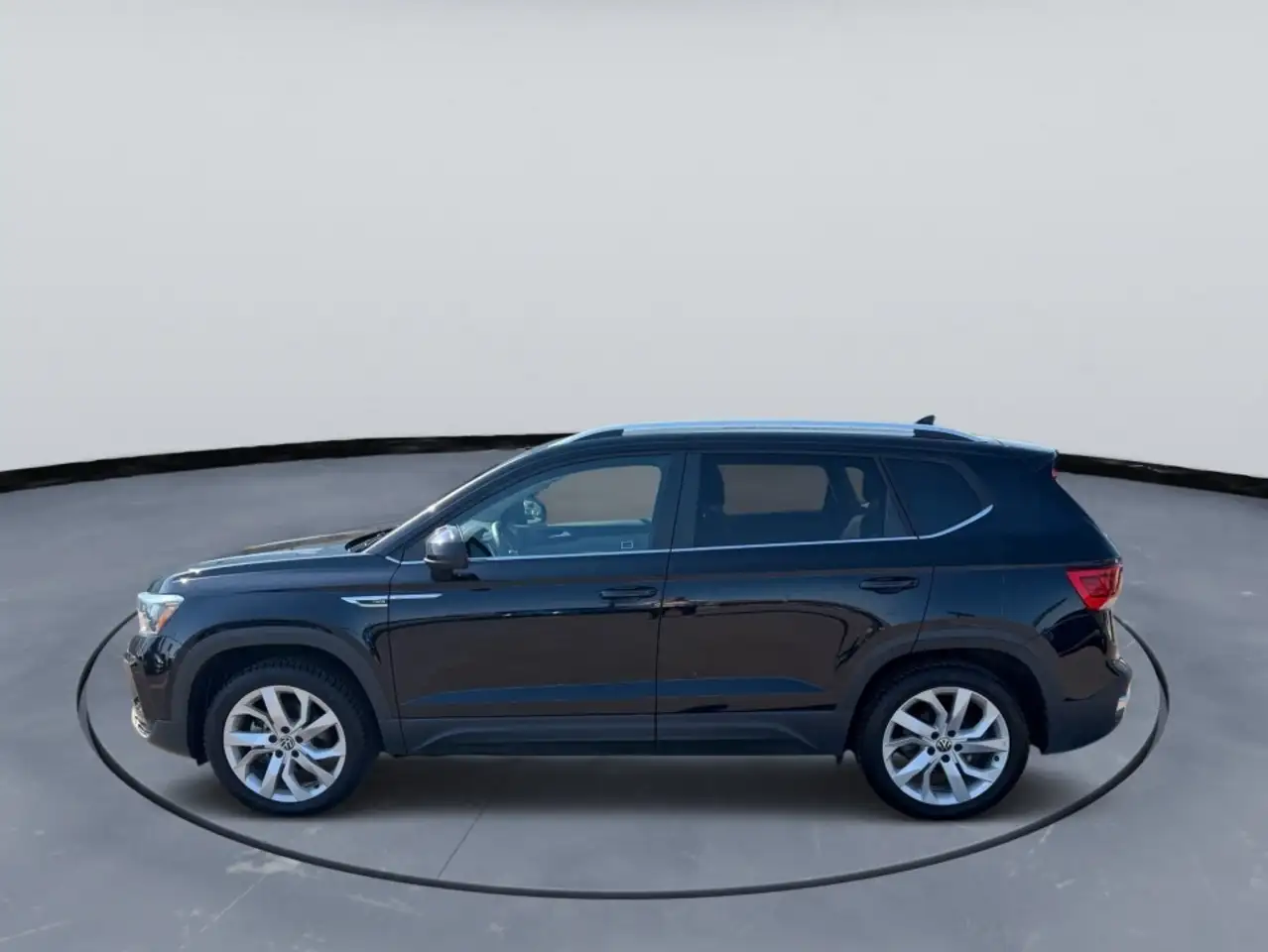 Volkswagen Taos photo Volkswagen Taos