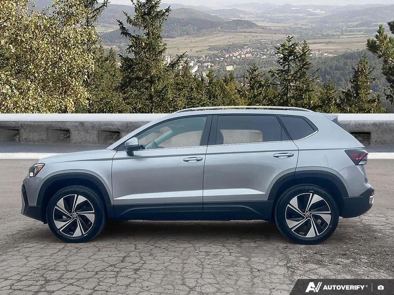 Volkswagen Taos снимка Volkswagen Taos