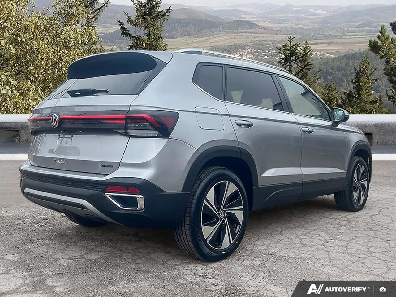 Volkswagen Taos снимка Volkswagen Taos