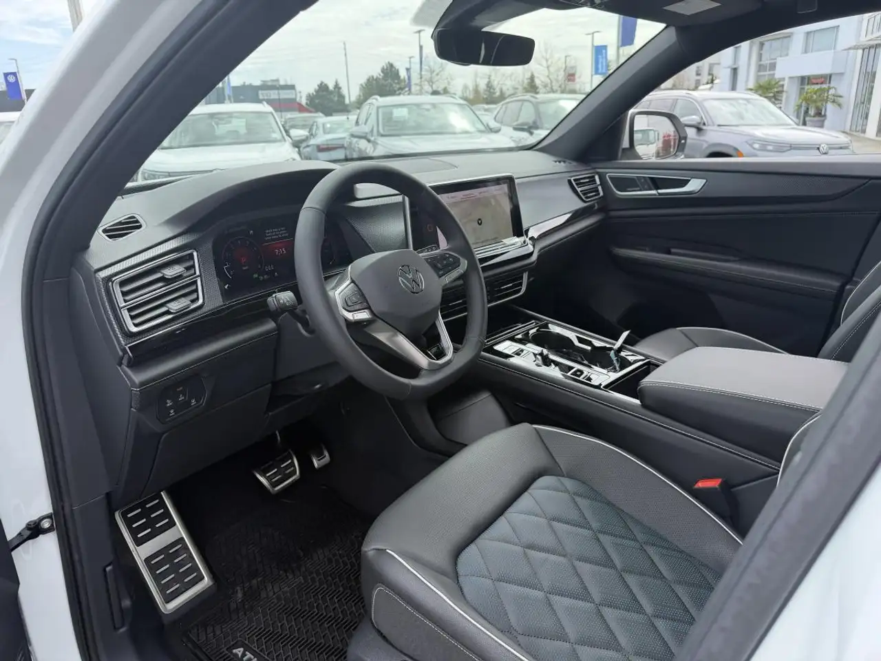 Volkswagen Atlas снимка Volkswagen Atlas