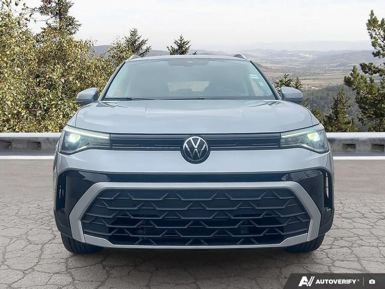 Volkswagen Taos снимка Volkswagen Taos
