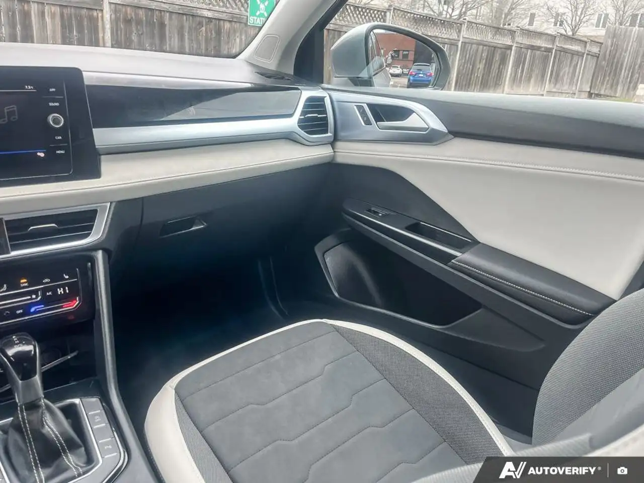 Volkswagen Taos снимка Volkswagen Taos