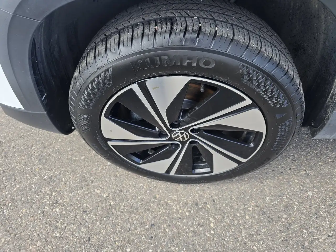 Volkswagen Taos снимка Volkswagen Taos