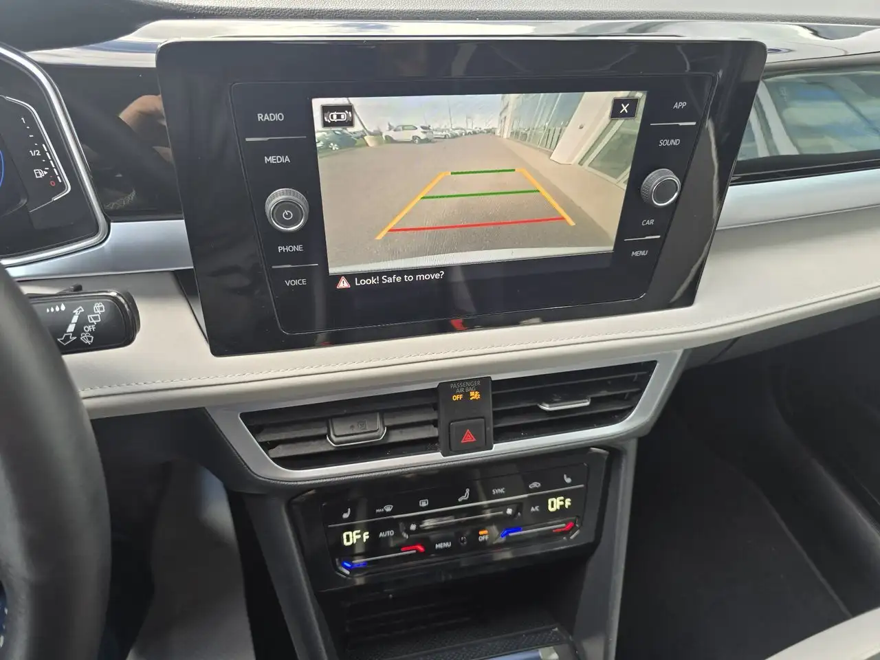 Volkswagen Taos снимка Volkswagen Taos