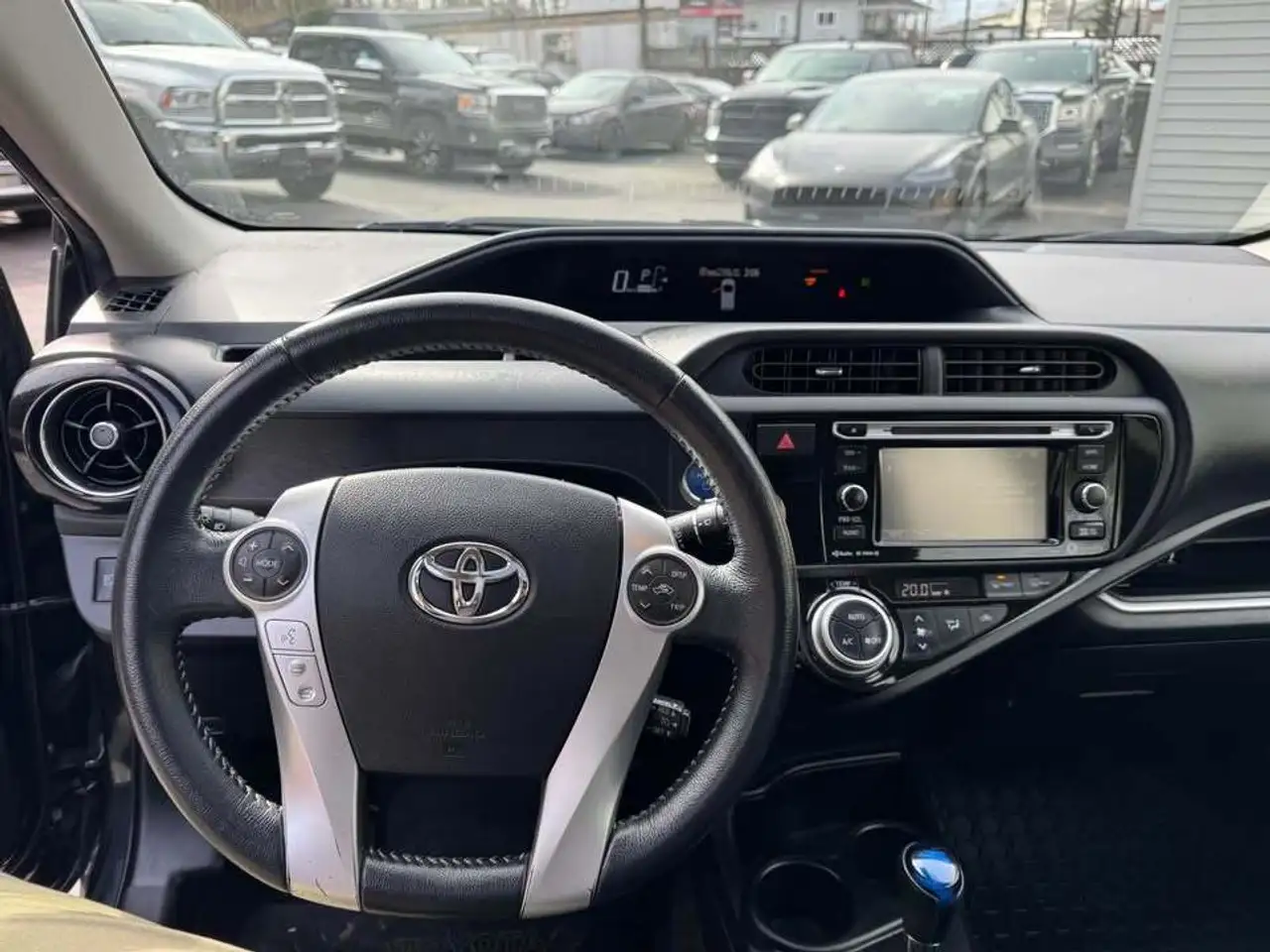 Toyota Prius photo Toyota Prius