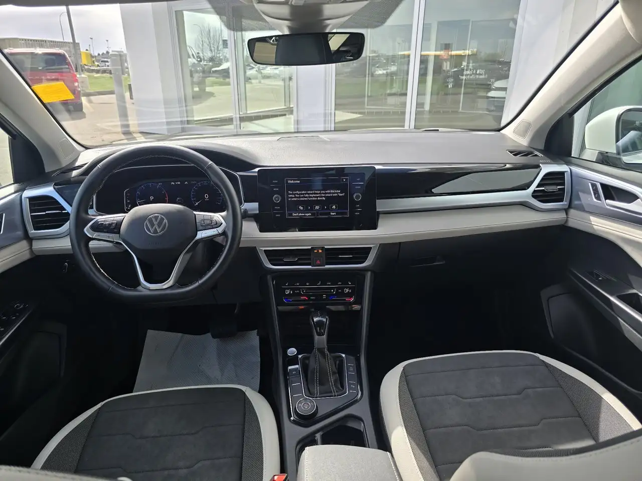 Volkswagen Taos снимка Volkswagen Taos