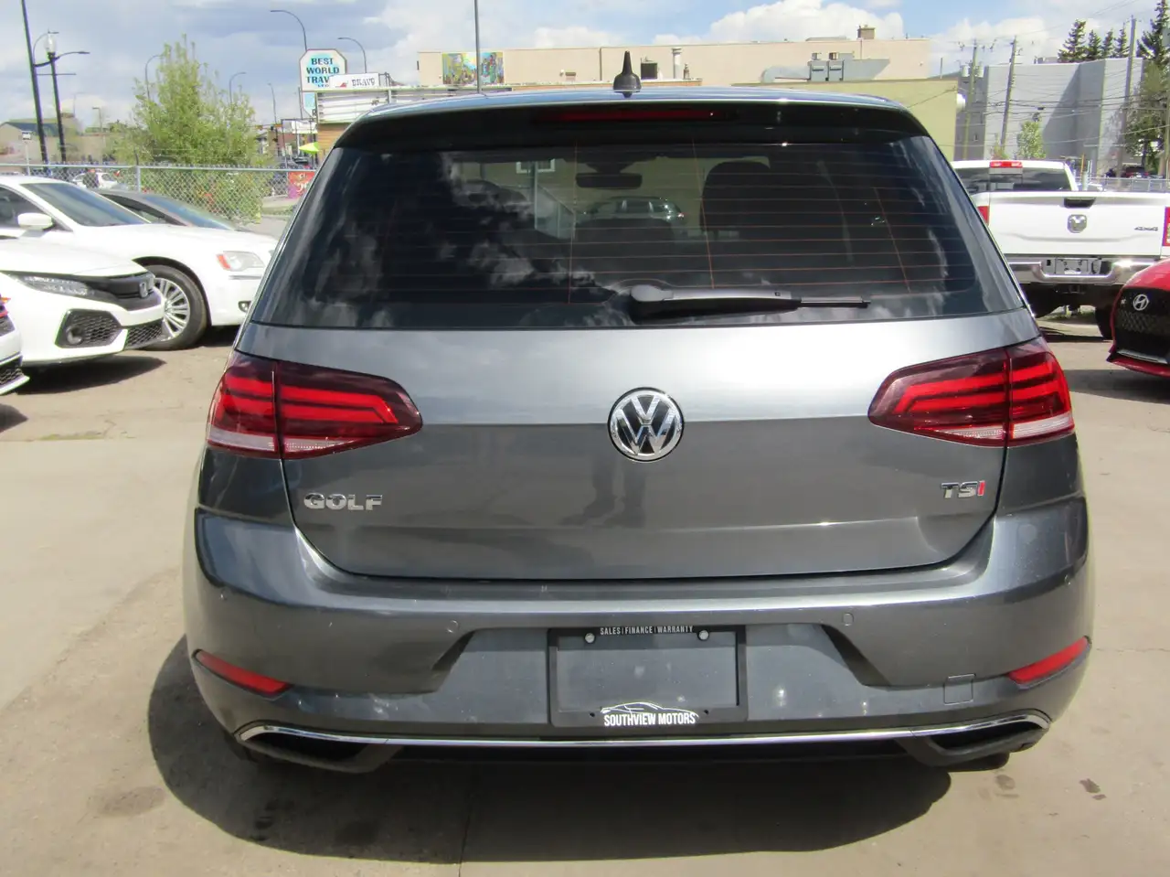 Volkswagen Golf photo Volkswagen Golf