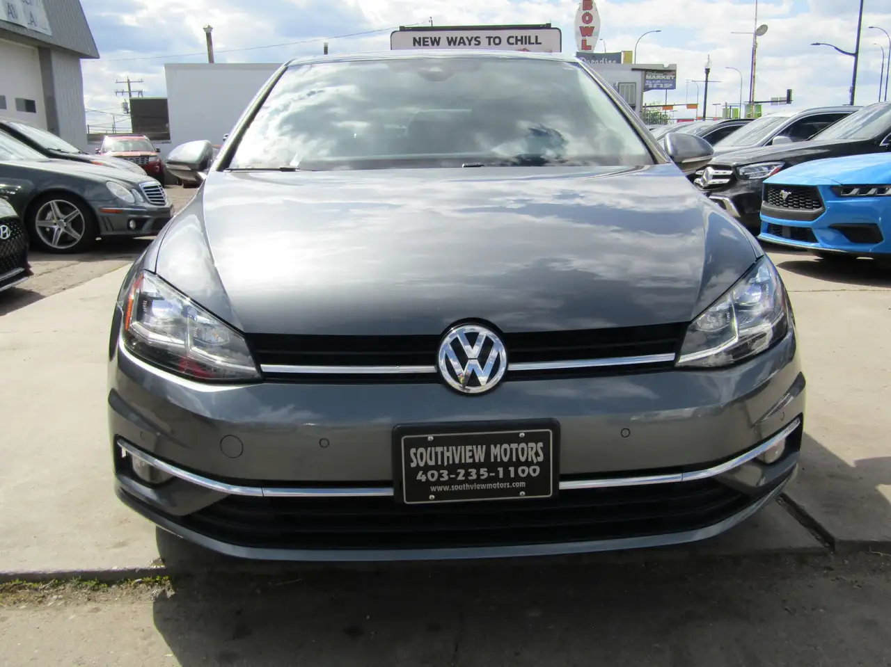Volkswagen Golf photo Volkswagen Golf