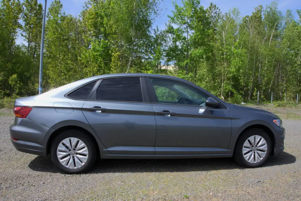 Volkswagen Jetta photo Volkswagen Jetta