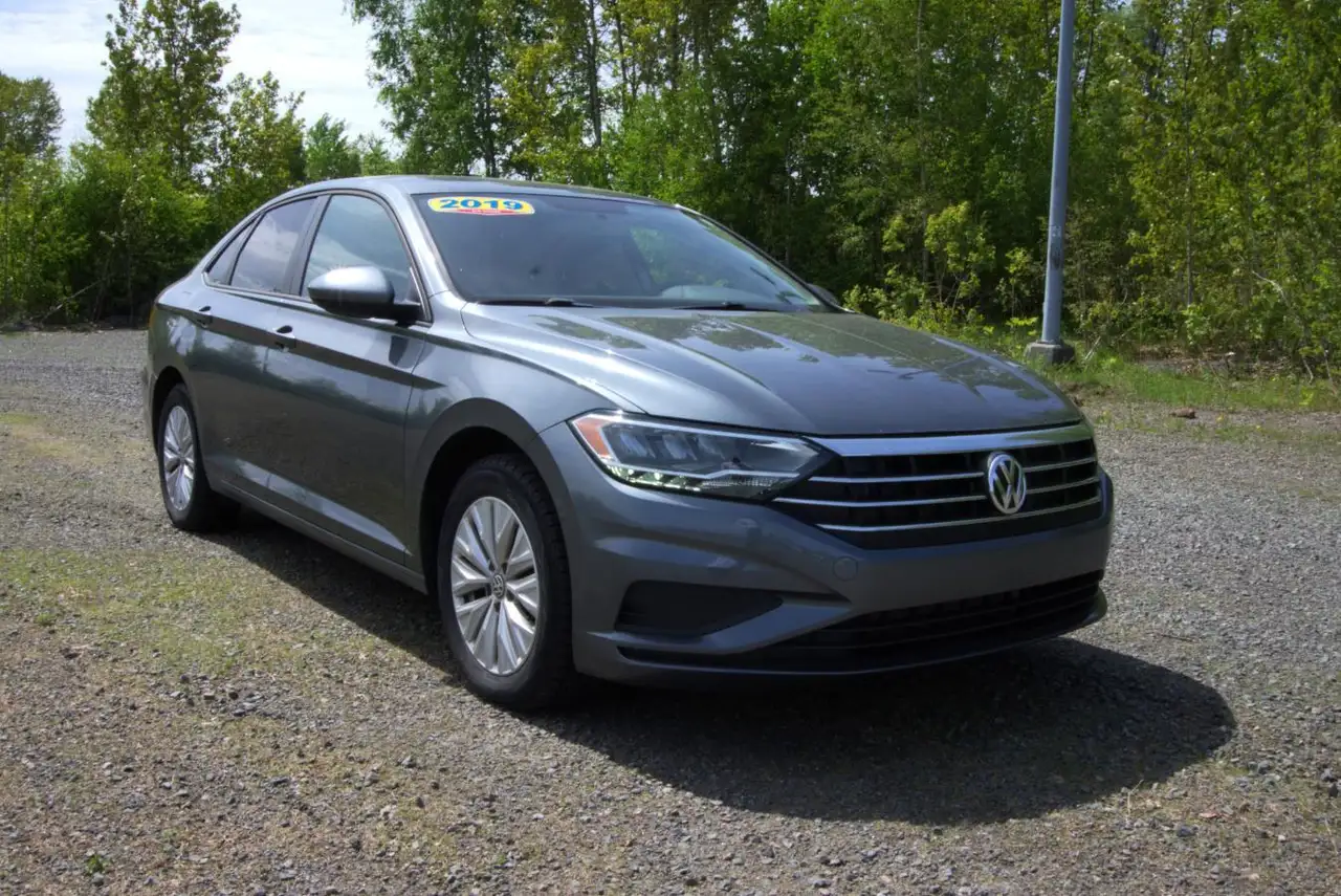 Volkswagen Jetta photo Volkswagen Jetta