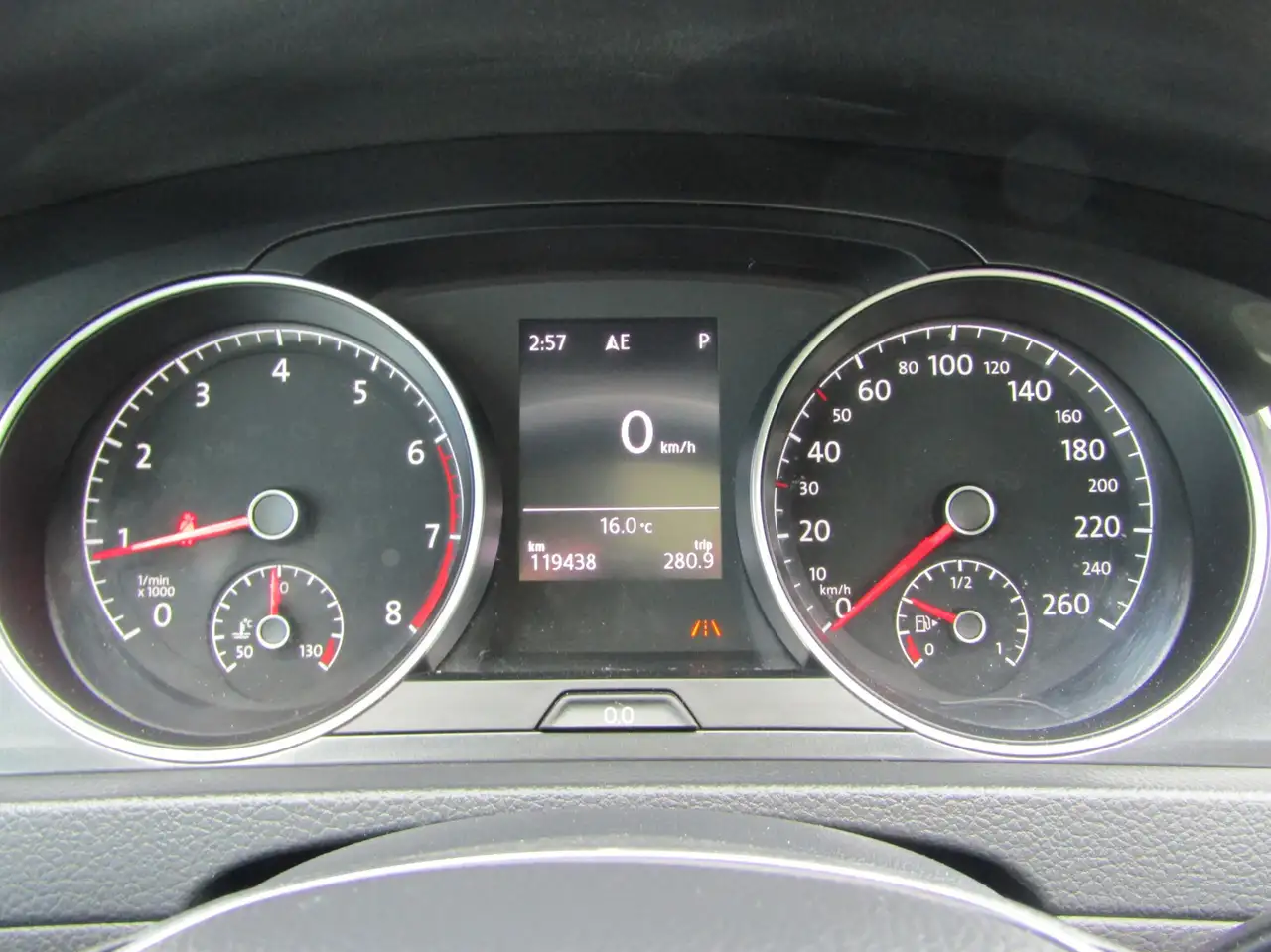 Volkswagen Golf photo Volkswagen Golf