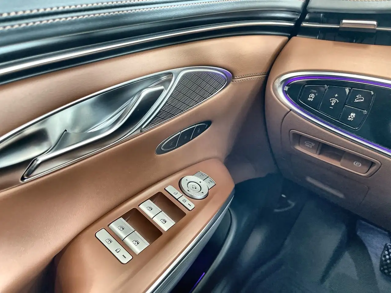 Genesis GV70 снимка Genesis GV70