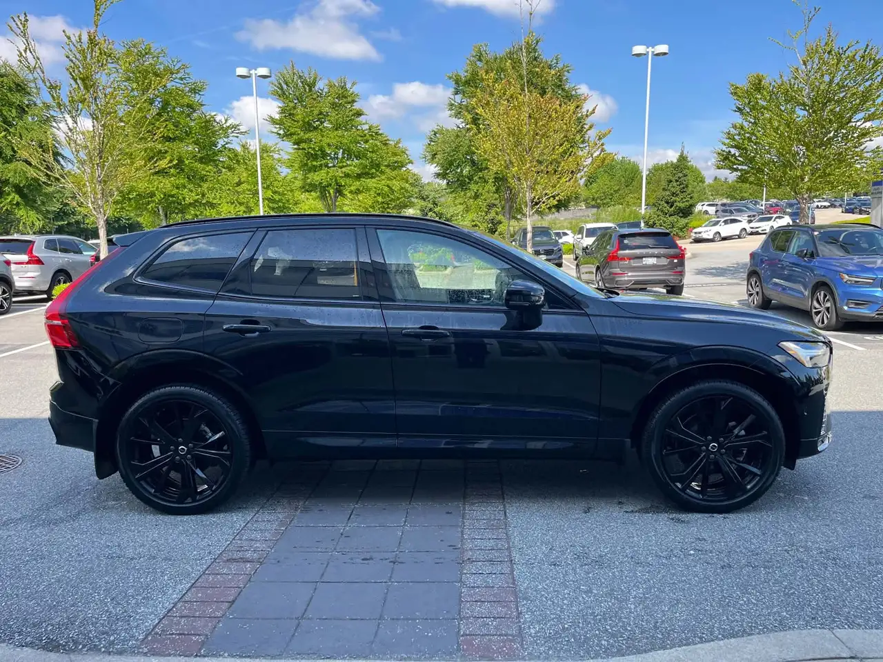 Volvo XC60 снимка Volvo XC60