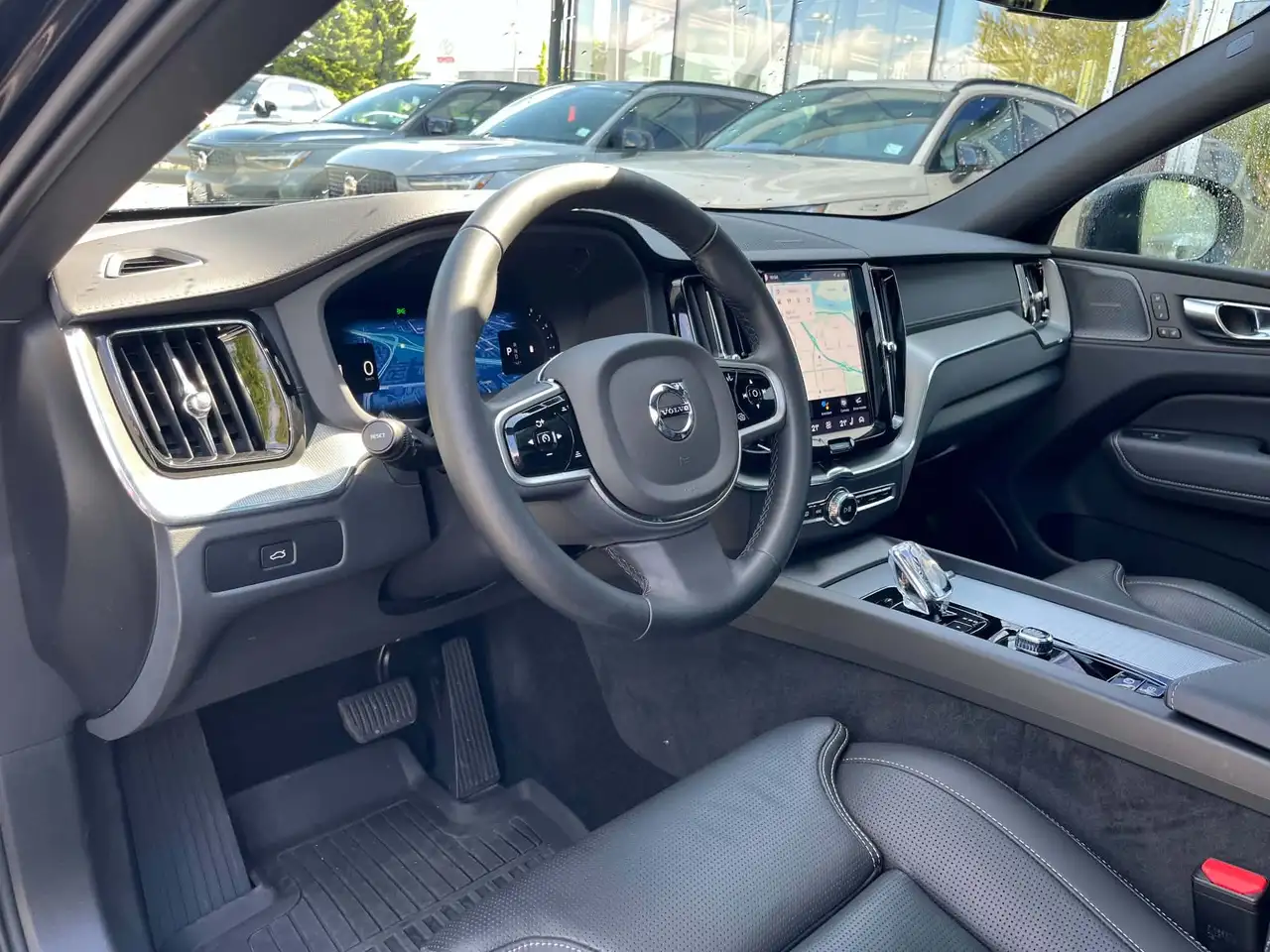 Volvo XC60 снимка Volvo XC60