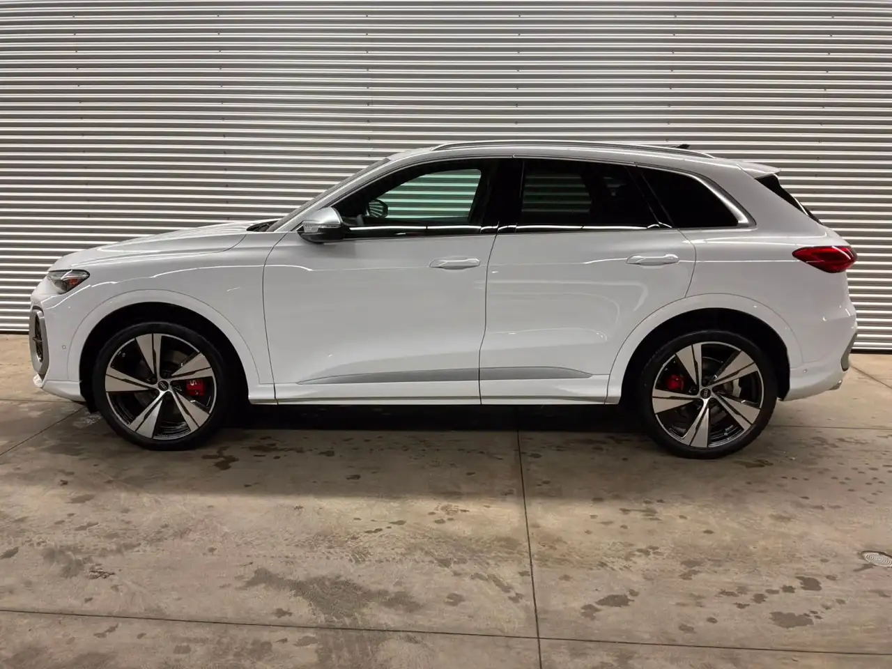 Audi SQ5 снимка Audi SQ5