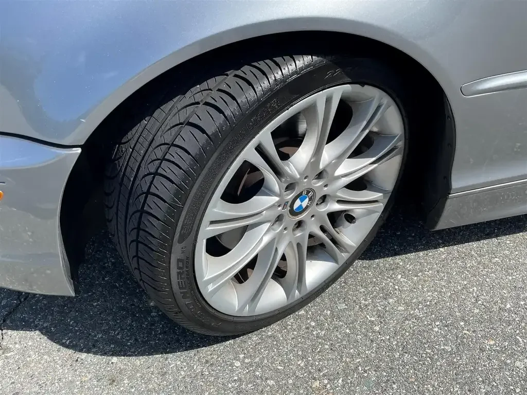 BMW 3 Series снимка BMW 3 Series