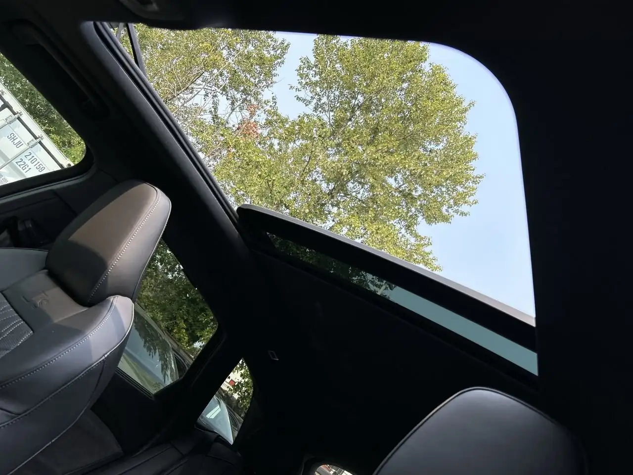 Audi SQ5 снимка Audi SQ5