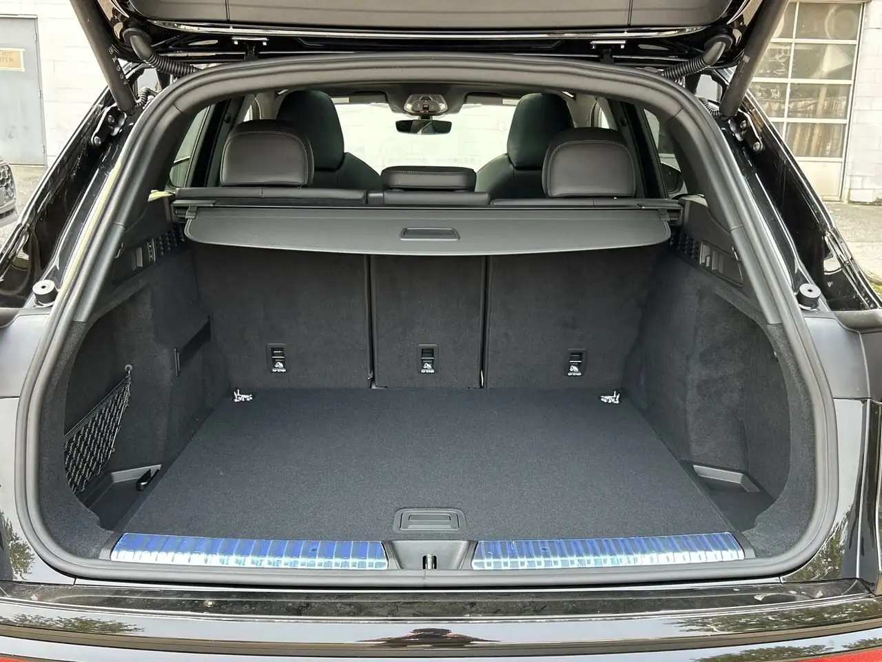 Audi SQ5 снимка Audi SQ5