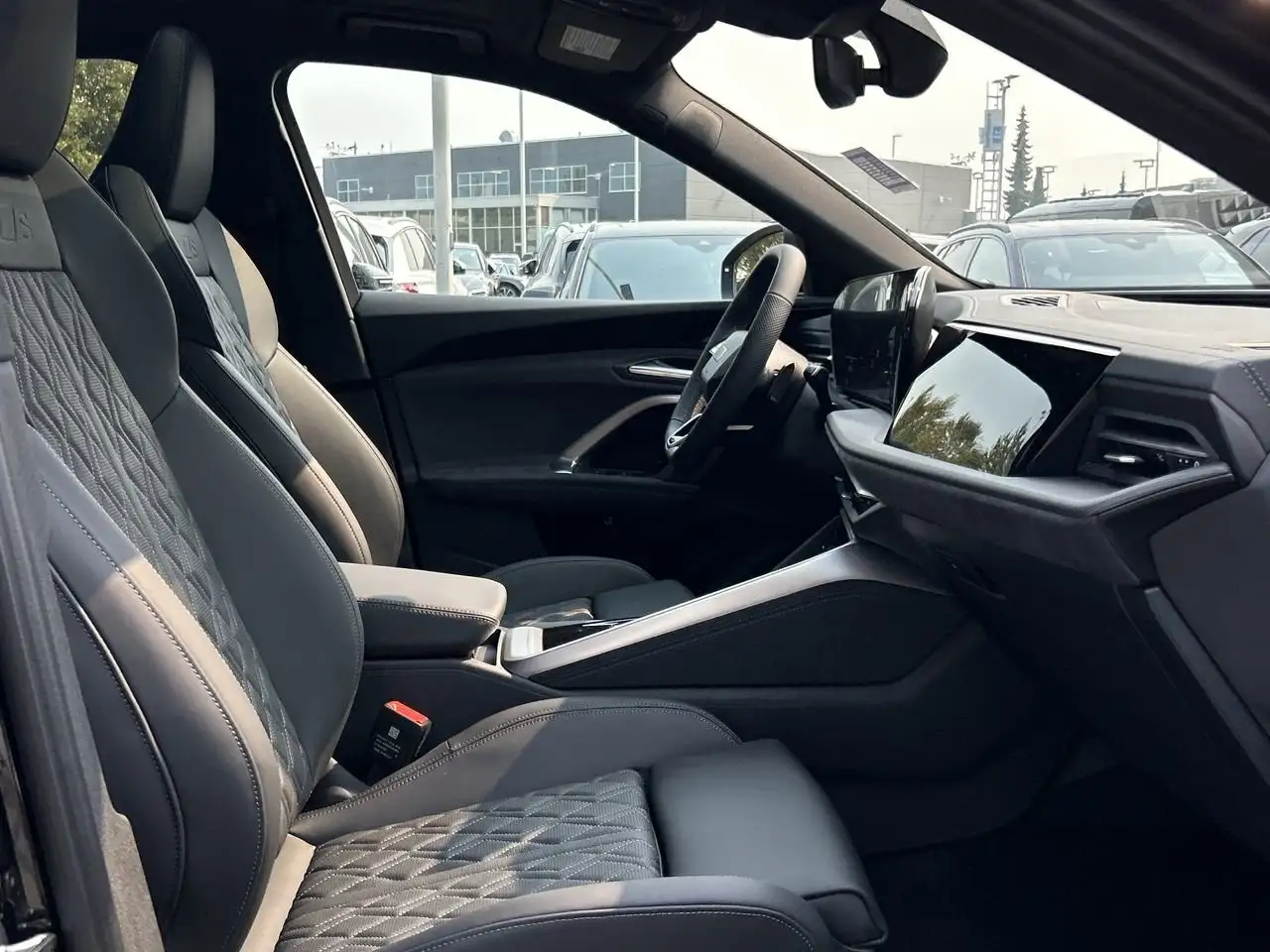 Audi SQ5 снимка Audi SQ5