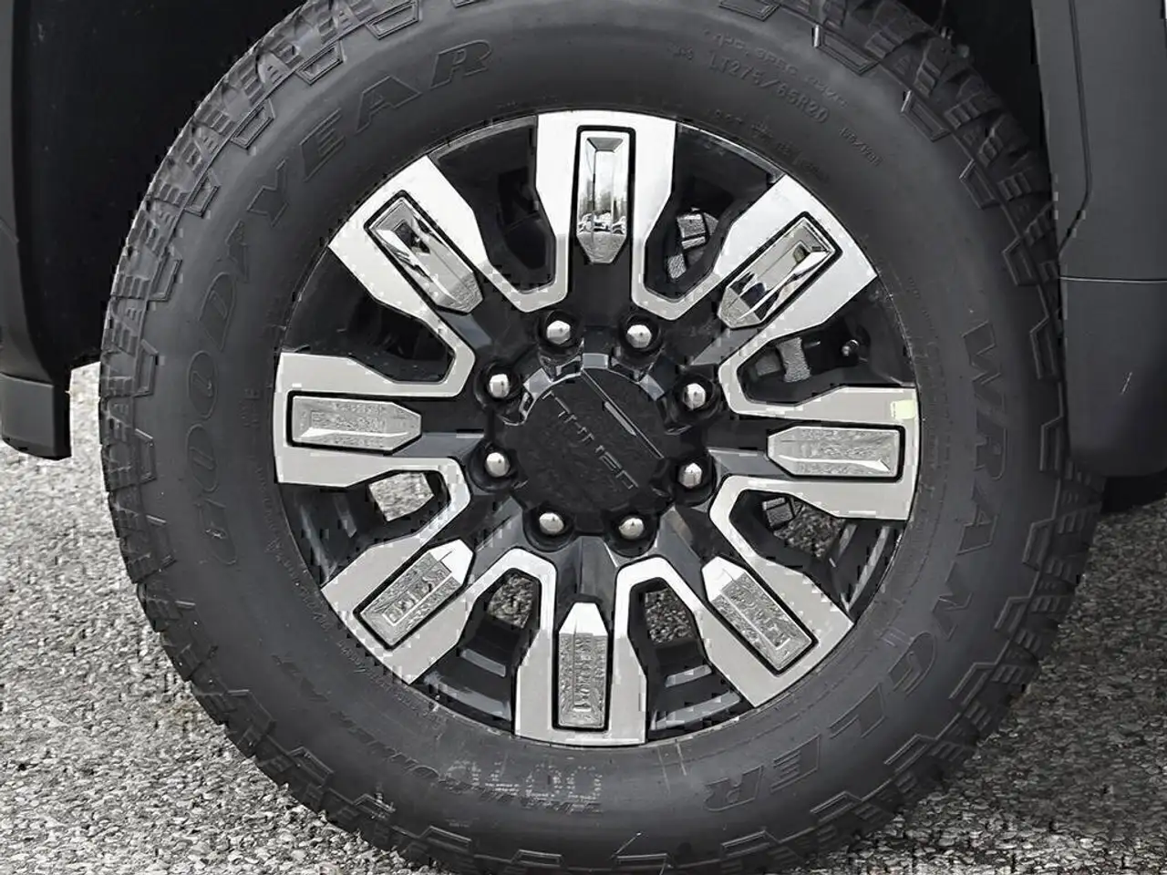 GMC Sierra 3500HD снимка GMC Sierra 3500HD