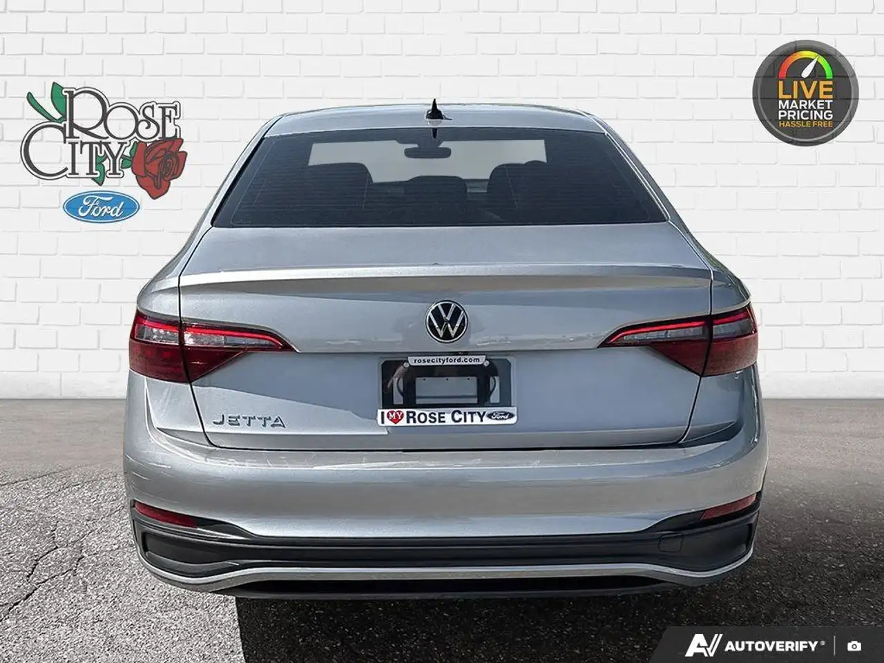 Volkswagen Jetta снимка Volkswagen Jetta