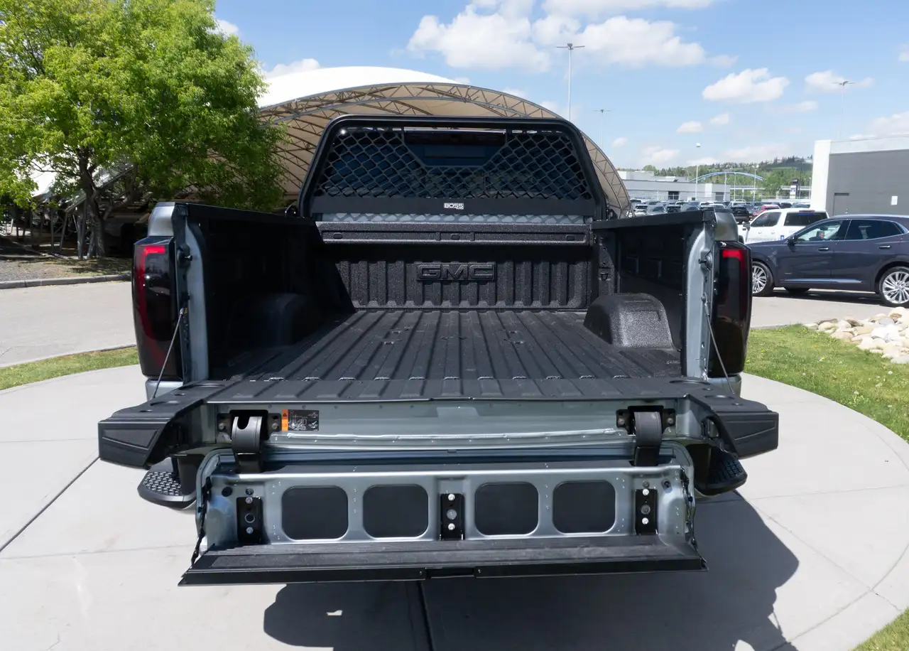 GMC Sierra 3500HD photo GMC Sierra 3500HD