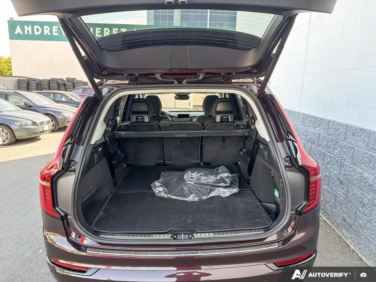 Volvo XC90 снимка Volvo XC90
