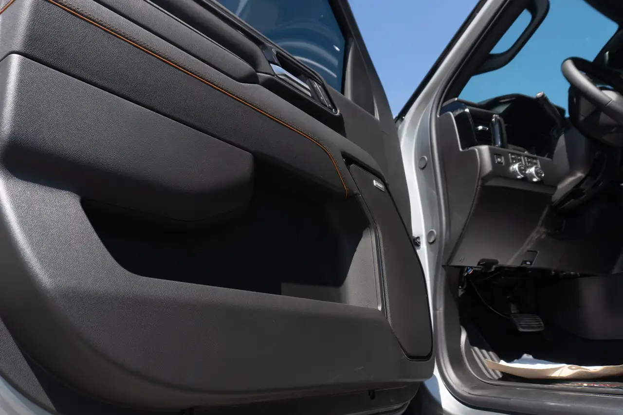 GMC Sierra 3500HD photo GMC Sierra 3500HD