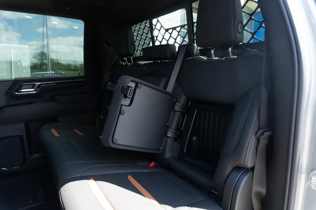 GMC Sierra 3500HD photo GMC Sierra 3500HD