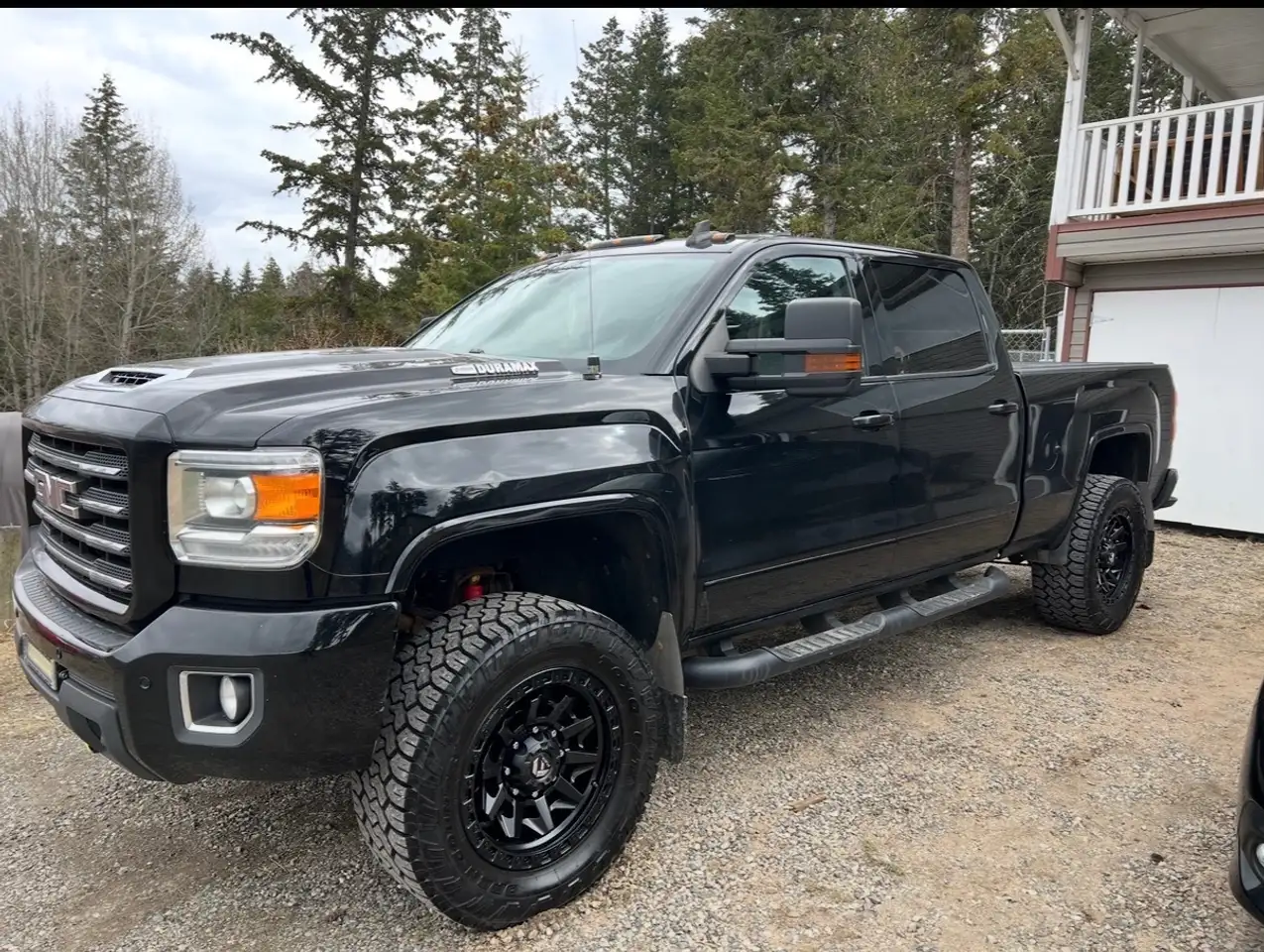 GMC Sierra 3500HD снимка GMC Sierra 3500HD