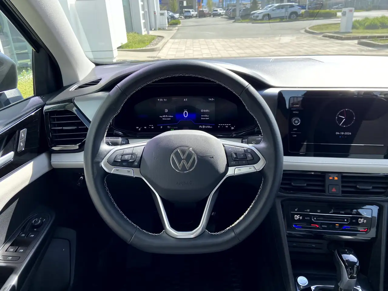 Volkswagen Taos снимка Volkswagen Taos
