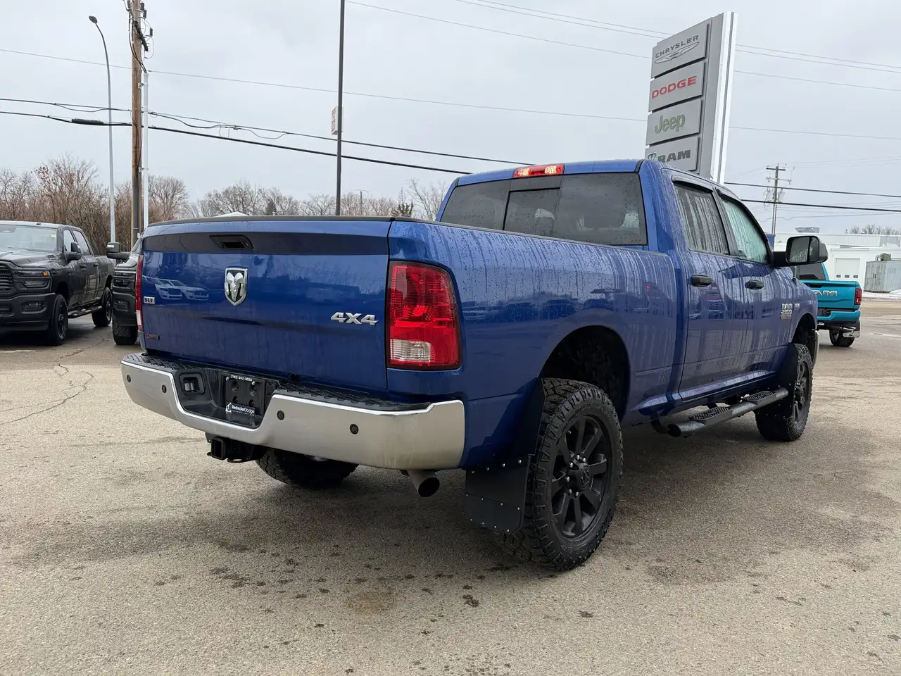 RAM 2500 снимка RAM 2500