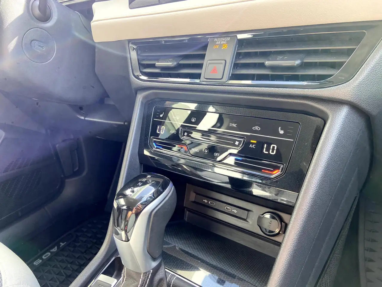 Volkswagen Taos снимка Volkswagen Taos