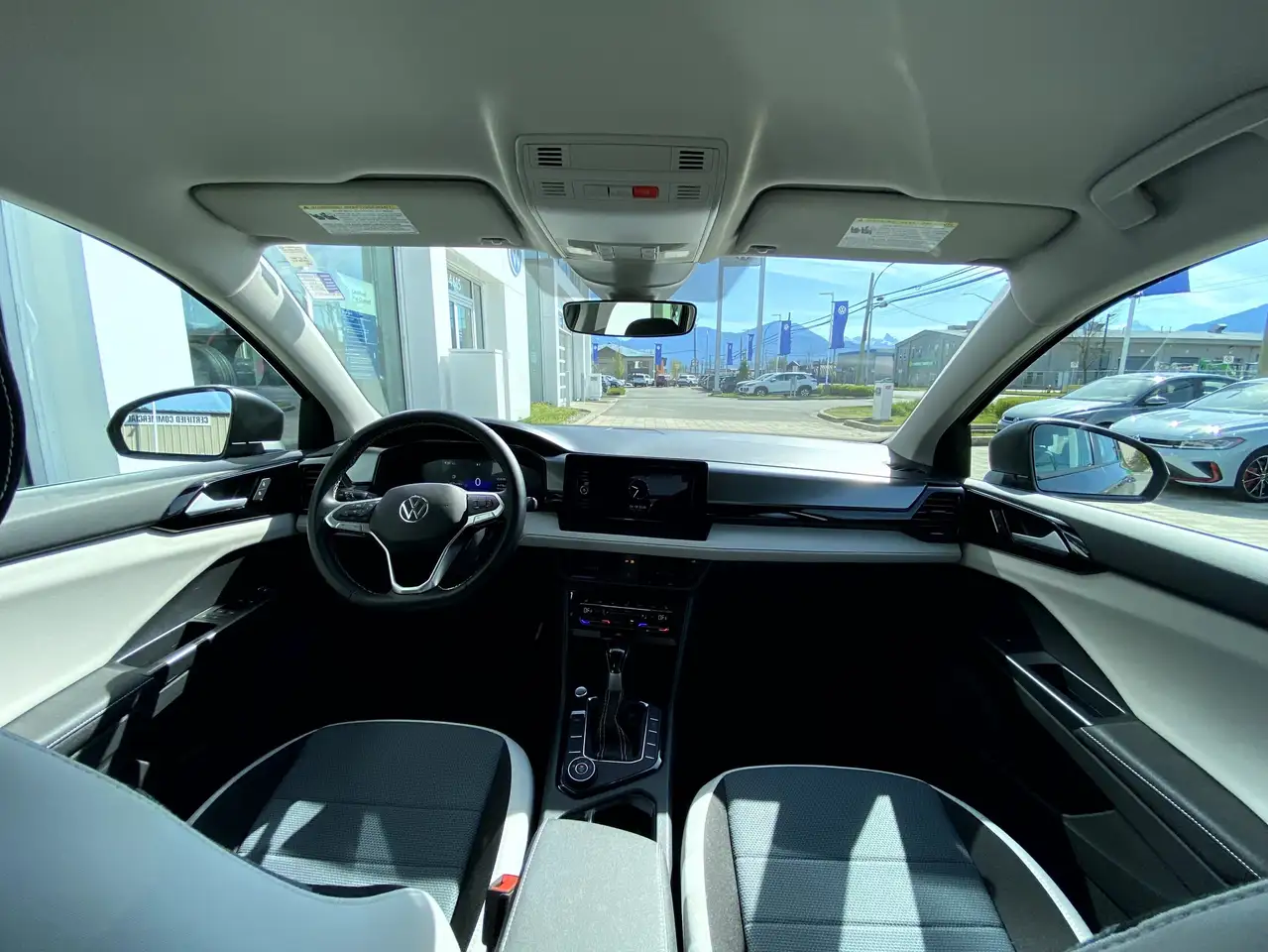 Volkswagen Taos снимка Volkswagen Taos