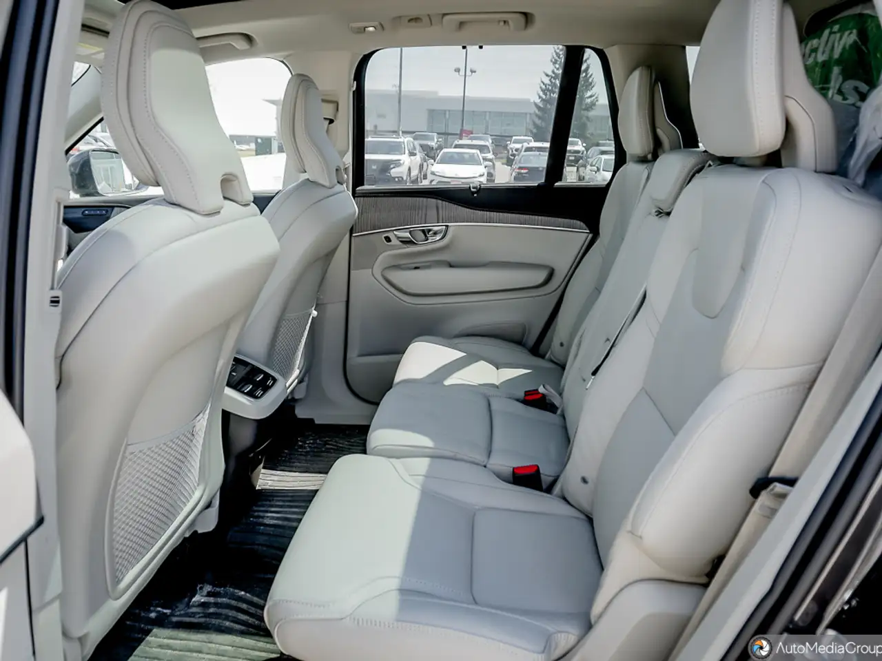 Volvo XC90 снимка Volvo XC90