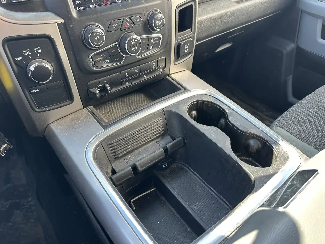 RAM 2500 снимка RAM 2500